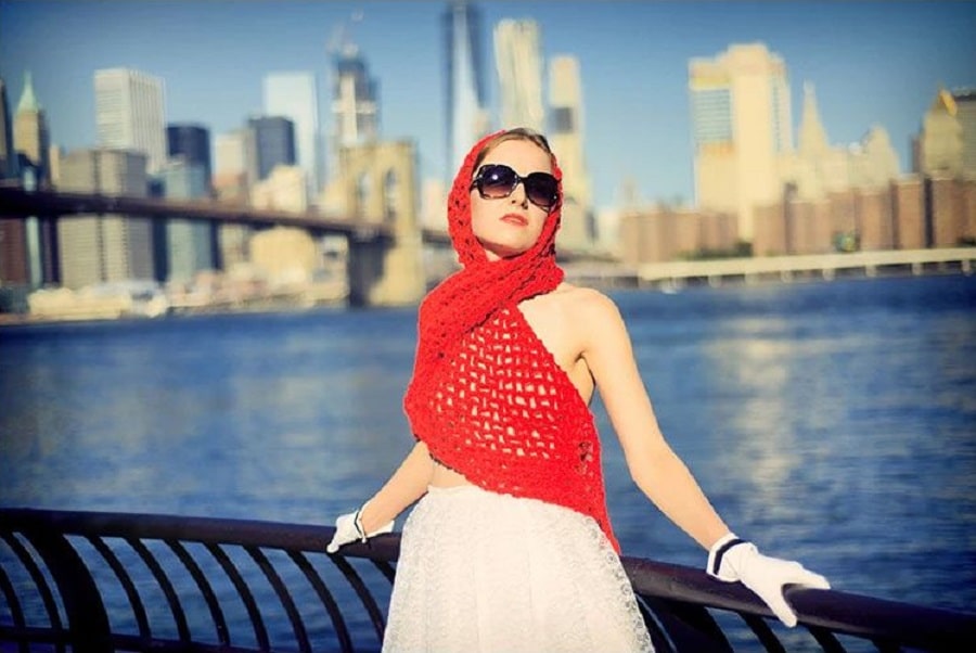 Richard Ryan – Veiled By Bright Red